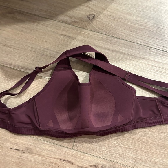 Lulu lemon sports bra 32D - Picture 4 of 5